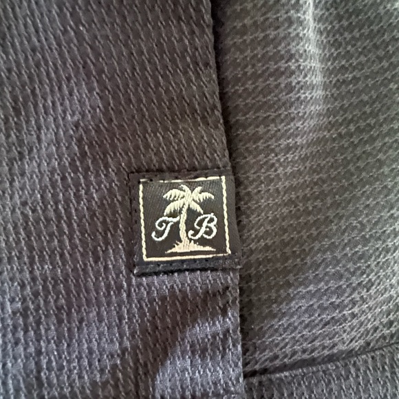 Tommy Bahama 100% Silk Black Short Sleeve Button Down Shirt, Size L - Picture 7 of 8